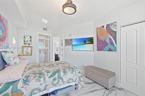 Купить кондоминиум в Норт-Бей-Виллидж, Флорида 2 спальни, 108.79м2, № 2012053 - фото 13