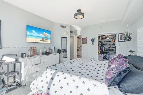 Купить кондоминиум в Норт-Бей-Виллидж, Флорида 2 спальни, 108.79м2, № 2012053 - фото 28