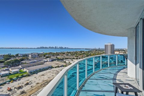 Купить кондоминиум в Норт-Бей-Виллидж, Флорида 2 спальни, 108.79м2, № 2012053 - фото 3