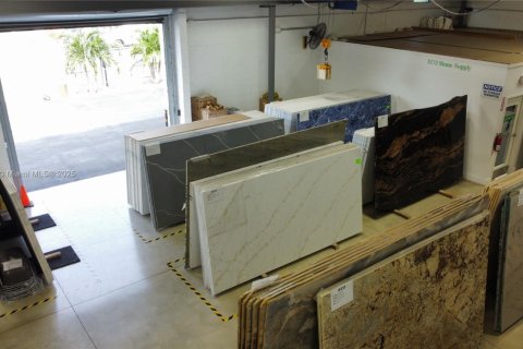 Купить коммерческую недвижимость в Хайалиа, Флорида № 2021746 - фото 20