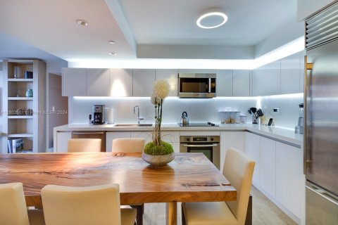 Condominio en alquiler en Miami Beach, Florida, 3 dormitorios, 170.38 m2 № 1942910 - foto 6