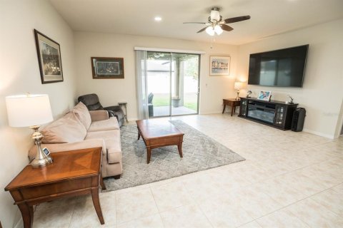 House in Riverview, Florida 3 bedrooms, 201.04 sq.m. № 1779007 - photo 26