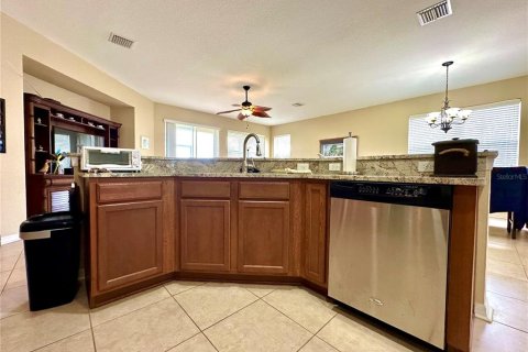 House in Punta Gorda, Florida 4 bedrooms, 206.34 sq.m. № 1052149 - photo 4