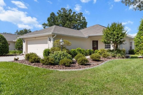 House in Crystal River, Florida 2 bedrooms, 182.09 sq.m. № 1740713 - photo 2