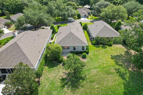 House in Crystal River, Florida 2 bedrooms, 182.09 sq.m. № 1740713 - photo 3