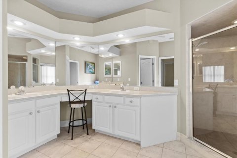 House in Crystal River, Florida 2 bedrooms, 182.09 sq.m. № 1740713 - photo 15