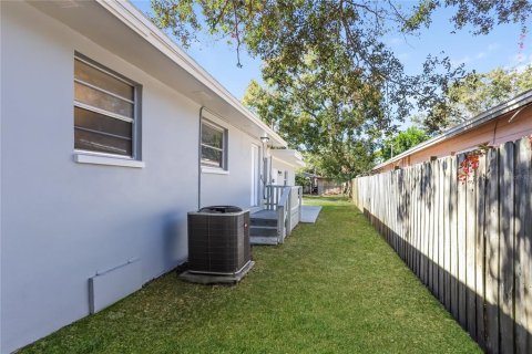 Casa en alquiler en Clearwater, Florida, 4 dormitorios, 150.32 m2 № 1913622 - foto 14