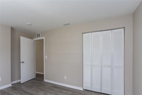 Casa en alquiler en Clearwater, Florida, 4 dormitorios, 150.32 m2 № 1913622 - foto 10