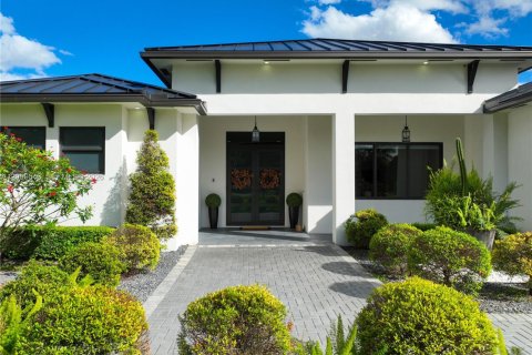 Casa en venta en Homestead, Florida, 5 dormitorios, 297.1 m2 № 2294027 - foto 5