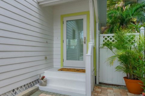Villa ou maison à louer à Saint Pete Beach, Floride: 3 chambres, 199.83 m2 № 2427591 - photo 3
