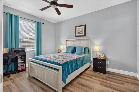House in Orlando, Florida 3 bedrooms, 141.68 sq.m. № 2391425 - photo 14