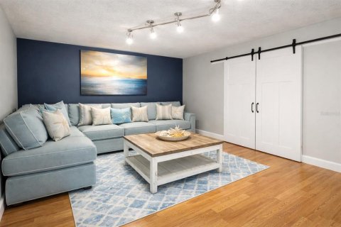 Купить кондоминиум в Беллеэйр Блафс, Флорида 4 комнаты, 78.97м2, № 2094412 - фото 13