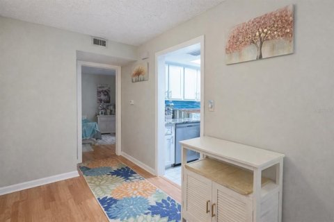 Купить кондоминиум в Беллеэйр Блафс, Флорида 4 комнаты, 78.97м2, № 2094412 - фото 6