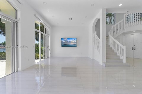 Снять в аренду таунхаус в Авентура, Флорида 5 спален, 297.29м2, № 2007332 - фото 20