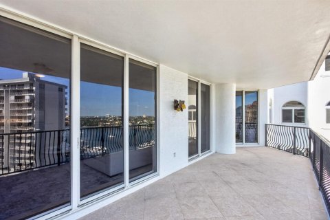 Copropriété à vendre à Fort Lauderdale, Floride: 2 chambres, 159.98 m2 № 2262871 - photo 12