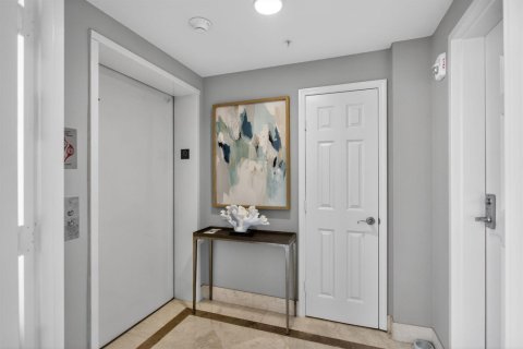 Copropriété à vendre à Fort Lauderdale, Floride: 2 chambres, 159.98 m2 № 2262871 - photo 17