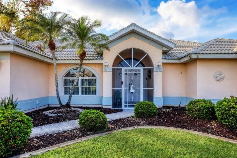 House in North Port, Florida 3 bedrooms, 191.19 sq.m. № 1548986 - photo 4