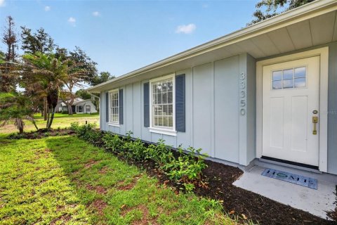 Casa en venta en Eustis, Florida, 3 dormitorios, 147.25 m2 № 2222219 - foto 3