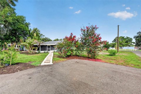 Casa en venta en Eustis, Florida, 3 dormitorios, 147.25 m2 № 2222219 - foto 29