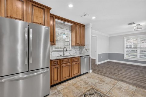 Casa en venta en Eustis, Florida, 3 dormitorios, 147.25 m2 № 2222219 - foto 14