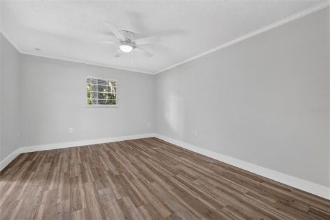 Casa en venta en Eustis, Florida, 3 dormitorios, 147.25 m2 № 2222219 - foto 18