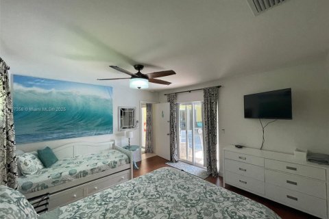 Casa en venta en Hollywood, Florida, 3 dormitorios, 201.32 m2 № 1959875 - foto 24