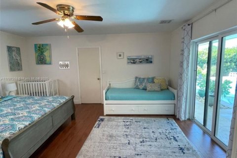 Casa en venta en Hollywood, Florida, 3 dormitorios, 201.32 m2 № 1959875 - foto 17