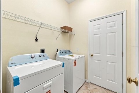 House in Riverview, Florida 3 bedrooms, 156.26 sq.m. № 2216917 - photo 20