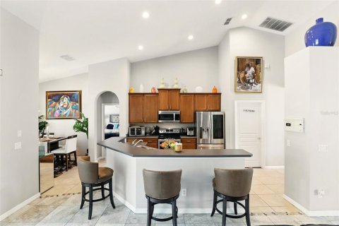 House in Apopka, Florida 4 bedrooms, 232.91 sq.m. № 1719435 - photo 12