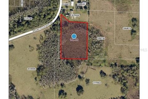 Terreno en venta en Groveland, Florida № 302303 - foto 1