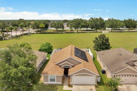 House in Davenport, Florida 4 bedrooms, 155.52 sq.m. № 1832567 - photo 19