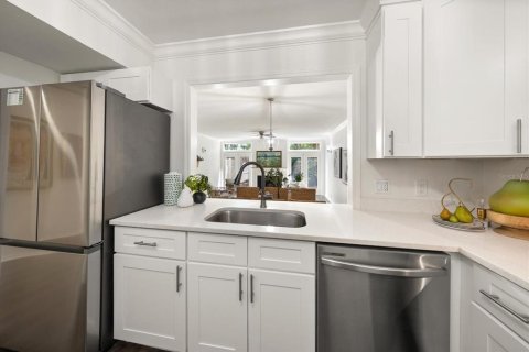 Copropriété à vendre à Belleair, Floride: 2 chambres, 150.5 m2 № 2384353 - photo 14
