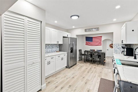 Купить виллу или дом в Тампа, Флорида 3 комнаты, 148.83м2, № 2322833 - фото 9