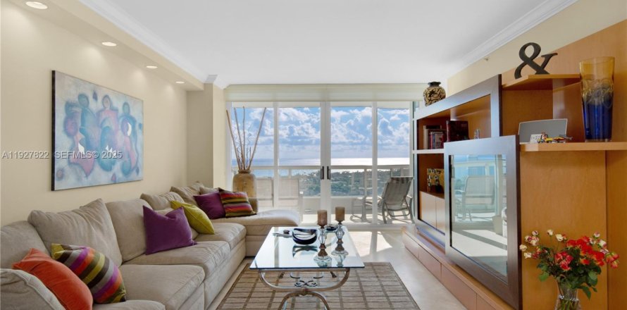 Кондоминиум с 3 спальнями в Авентура, Флорида № 1988036