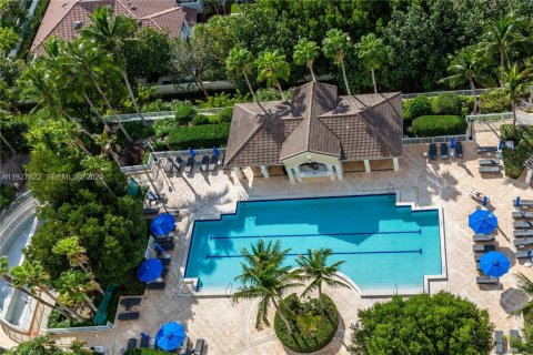 Снять в аренду кондоминиум в Авентура, Флорида 3 спальни, 157.56м2, № 1988036 - фото 24