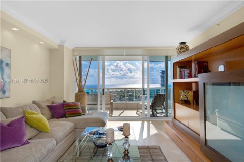 Снять в аренду кондоминиум в Авентура, Флорида 3 спальни, 157.56м2, № 1988036 - фото 4