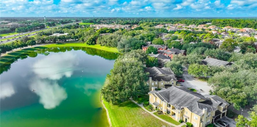 Condo à Lake Mary, Floride, 2 chambres  № 2426019
