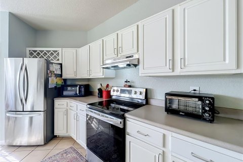 Copropriété à louer à Lake Mary, Floride: 2 chambres, 137.31 m2 № 2426019 - photo 3