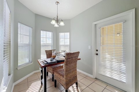 Copropriété à louer à Lake Mary, Floride: 2 chambres, 137.31 m2 № 2426019 - photo 5