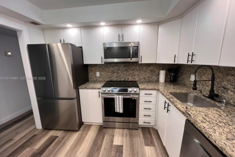 Condo à Hollywood, Floride, 1 chambre  № 2076502