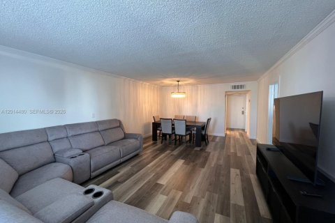 Copropriété à louer à Hollywood, Floride: 1 chambre, 83.61 m2 № 2076502 - photo 7