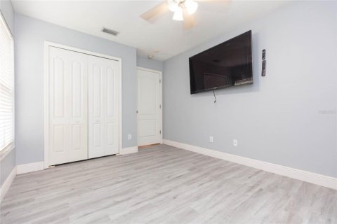 House in Riverview, Florida 3 bedrooms, 159.51 sq.m. № 2321513 - photo 19