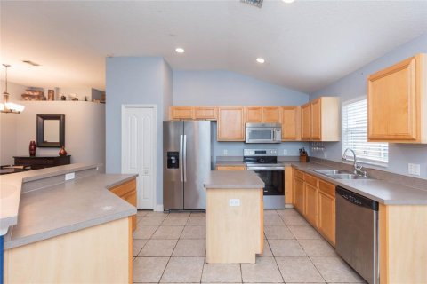 House in Riverview, Florida 3 bedrooms, 159.51 sq.m. № 2321513 - photo 16