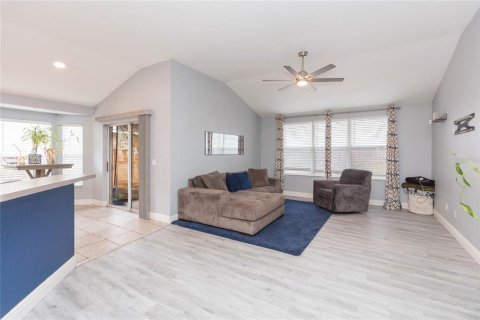House in Riverview, Florida 3 bedrooms, 159.51 sq.m. № 2321513 - photo 7