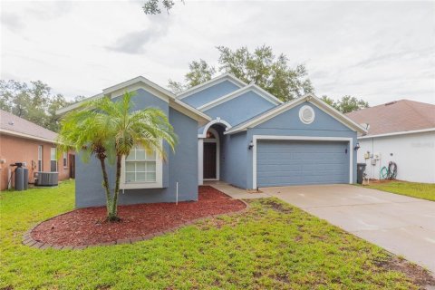 House in Riverview, Florida 3 bedrooms, 159.51 sq.m. № 2321513 - photo 2