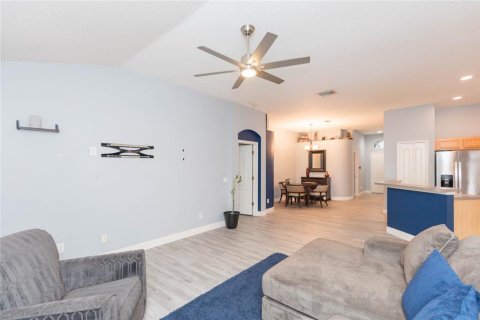 House in Riverview, Florida 3 bedrooms, 159.51 sq.m. № 2321513 - photo 12