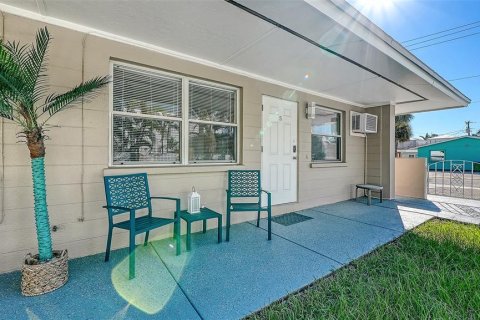 Propiedad comercial en venta en Holmes Beach, Florida, 2 dormitorios, 118.54 m2 № 2425457 - foto 5