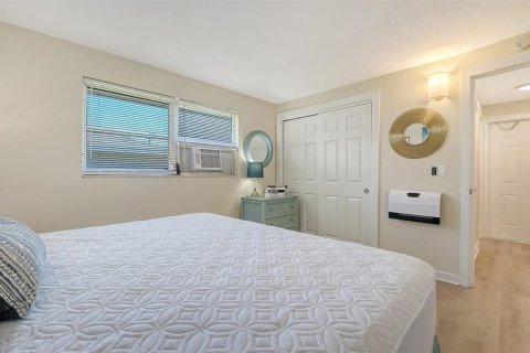 Propiedad comercial en venta en Holmes Beach, Florida, 2 dormitorios, 118.54 m2 № 2425457 - foto 18