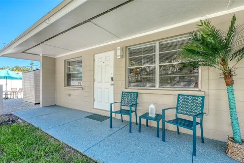 Propiedad comercial en venta en Holmes Beach, Florida, 2 dormitorios, 118.54 m2 № 2425457 - foto 20