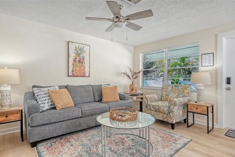 Propiedad comercial en venta en Holmes Beach, Florida, 2 dormitorios, 118.54 m2 № 2425457 - foto 26